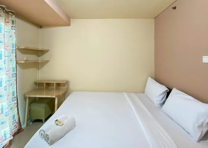 Cozy Stay And Tidy Studio Apartment Woodland Park Residence By Travelio