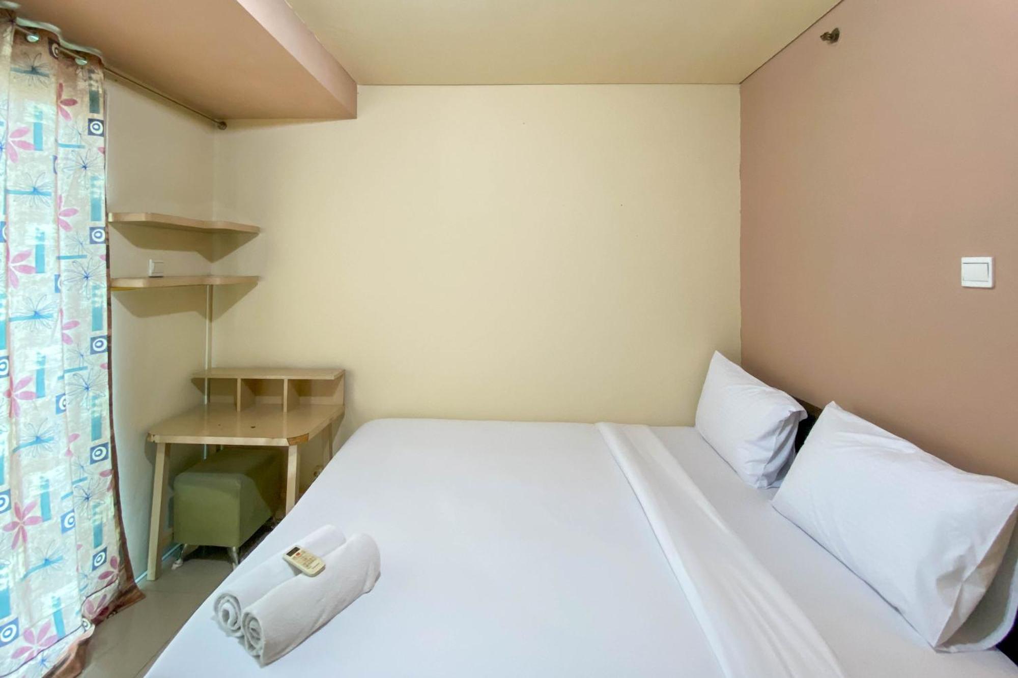 Cozy And Tidy Woodland Park By Travelio * Jakarta